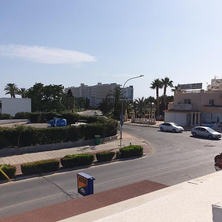 Ahoy Deluxe Apts Lägenhet Ayia Napa Exteriör bild