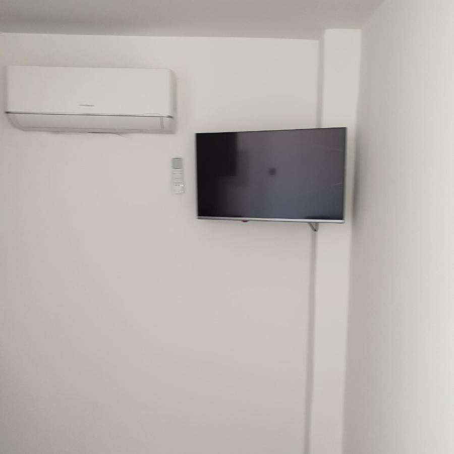 Ahoy Deluxe Apts Lägenhet Ayia Napa Exteriör bild